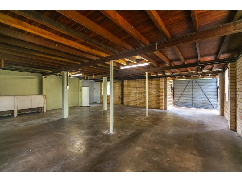 64 Menzies Street, Park Avenue QLD 4701