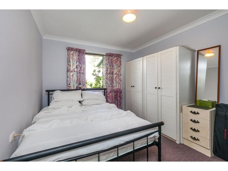 83 Nerimbera School Road, Nerimbera QLD 4701