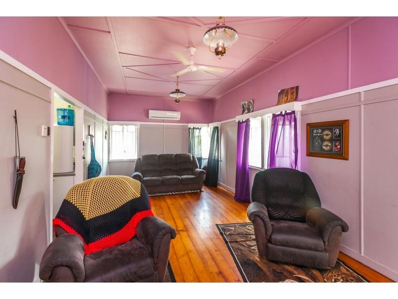 17 Brighton Street, Berserker QLD 4701