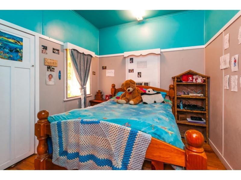 17 Brighton Street, Berserker QLD 4701