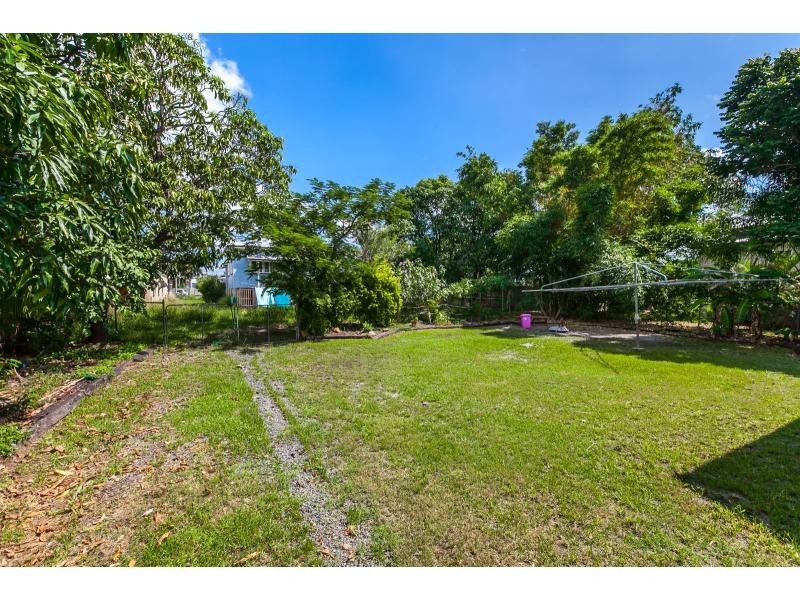 17 Brighton Street, Berserker QLD 4701