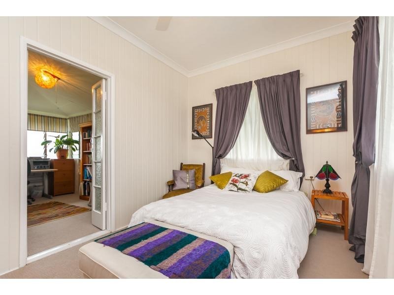 339 Rhodes Street, Koongal QLD 4701