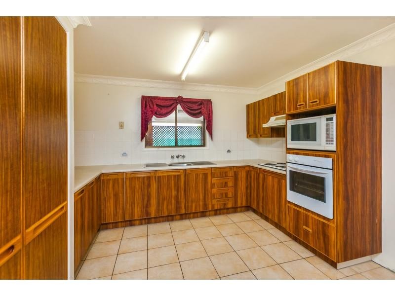 115 Edington Street, Berserker QLD 4701