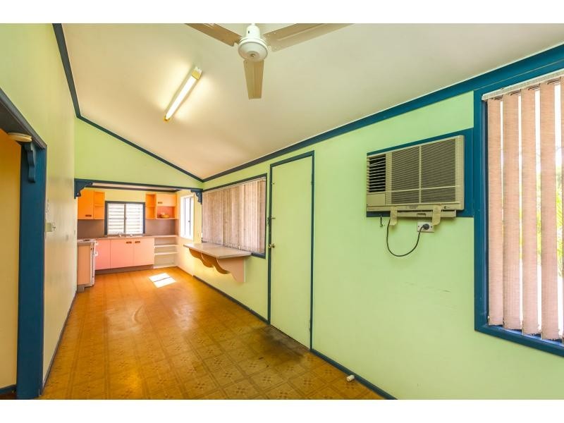 405 Stenhouse Avenue, Koongal QLD 4701