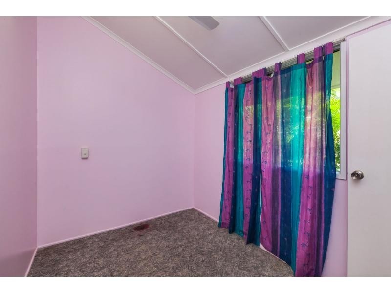 405 Stenhouse Avenue, Koongal QLD 4701
