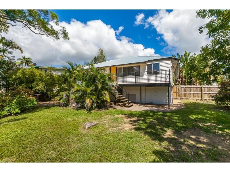 405 Stenhouse Avenue, Koongal QLD 4701