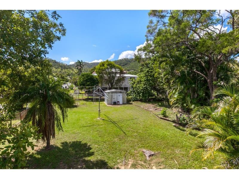 405 Stenhouse Avenue, Koongal QLD 4701