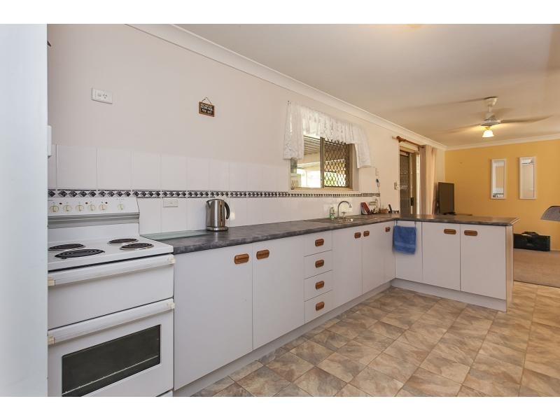 6 Sondra Lena Drive, Glenlee QLD 4711