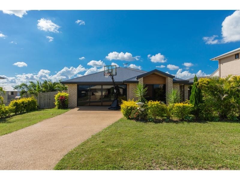 27 John Oxley Drive, Gracemere QLD 4702