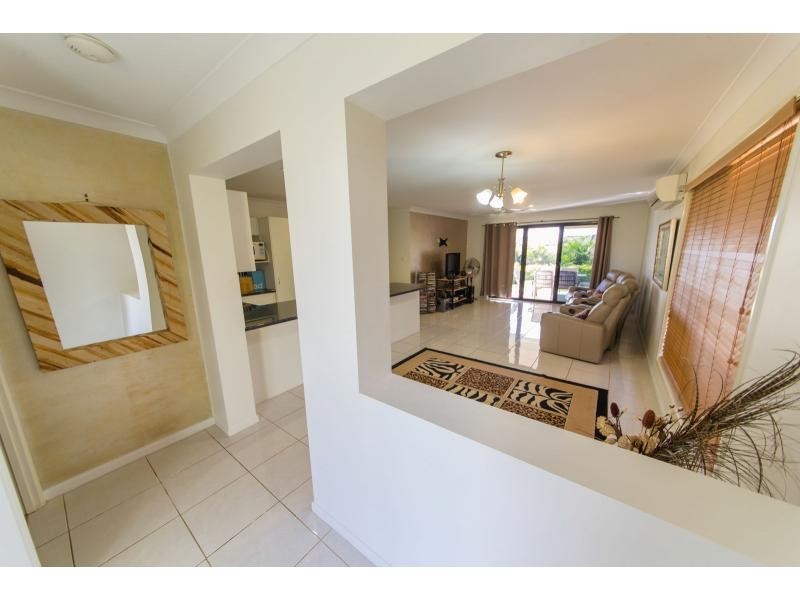 27 John Oxley Drive, Gracemere QLD 4702