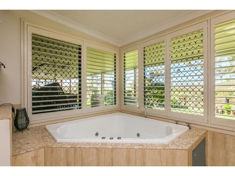 369 Greenlakes Road, Rockyview QLD 4701