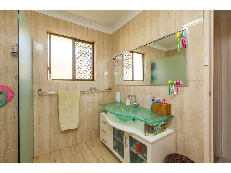 369 Greenlakes Road, Rockyview QLD 4701