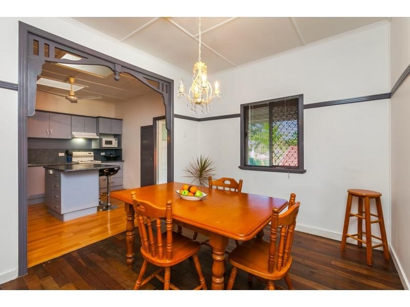 106 Simpson Street, Berserker QLD 4701