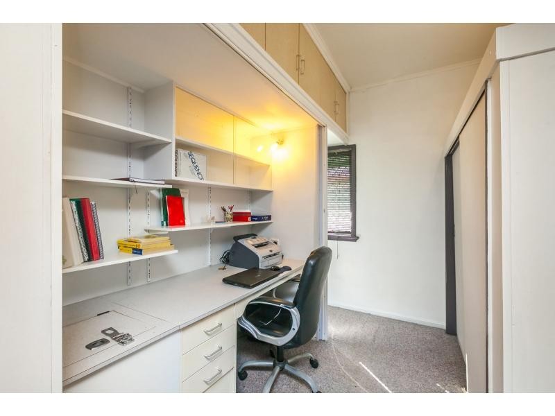 106 Simpson Street, Berserker QLD 4701
