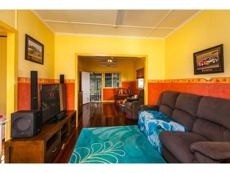 98 Edward Street, Berserker QLD 4701