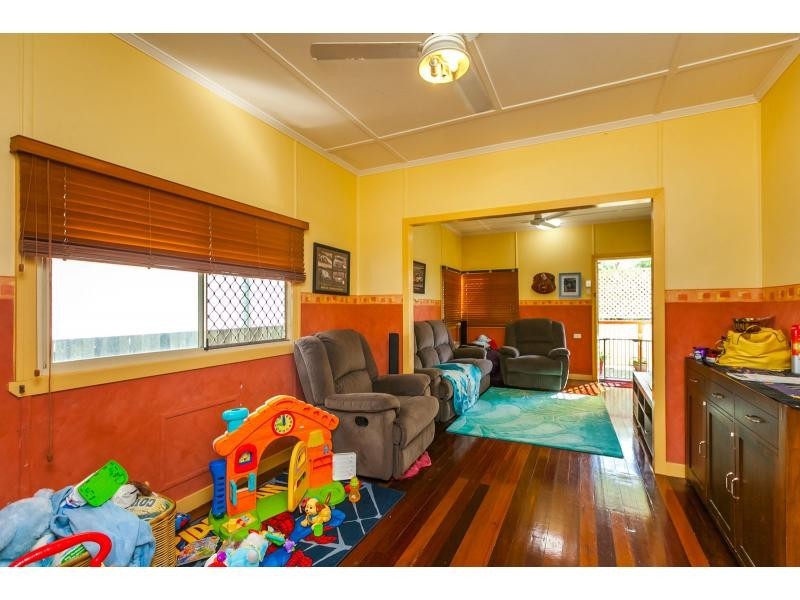 98 Edward Street, Berserker QLD 4701
