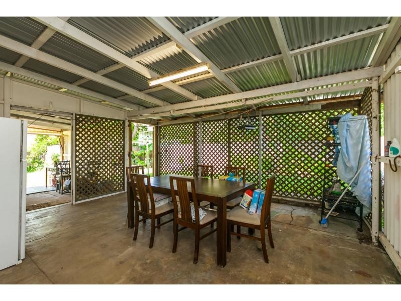 98 Edward Street, Berserker QLD 4701