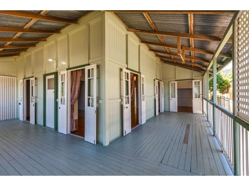 393 Paterson Avenue, Koongal QLD 4701