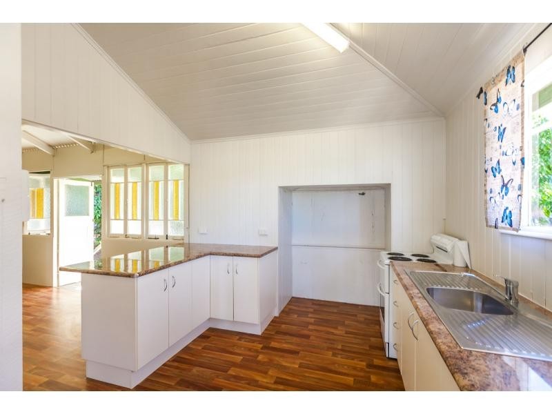 393 Paterson Avenue, Koongal QLD 4701