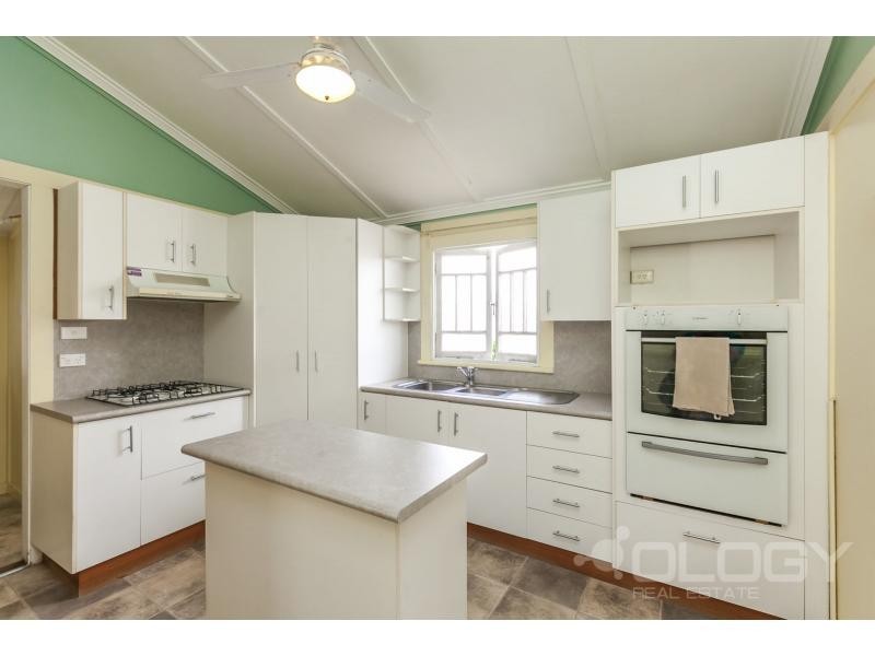 248 Ford Street, Berserker QLD 4701
