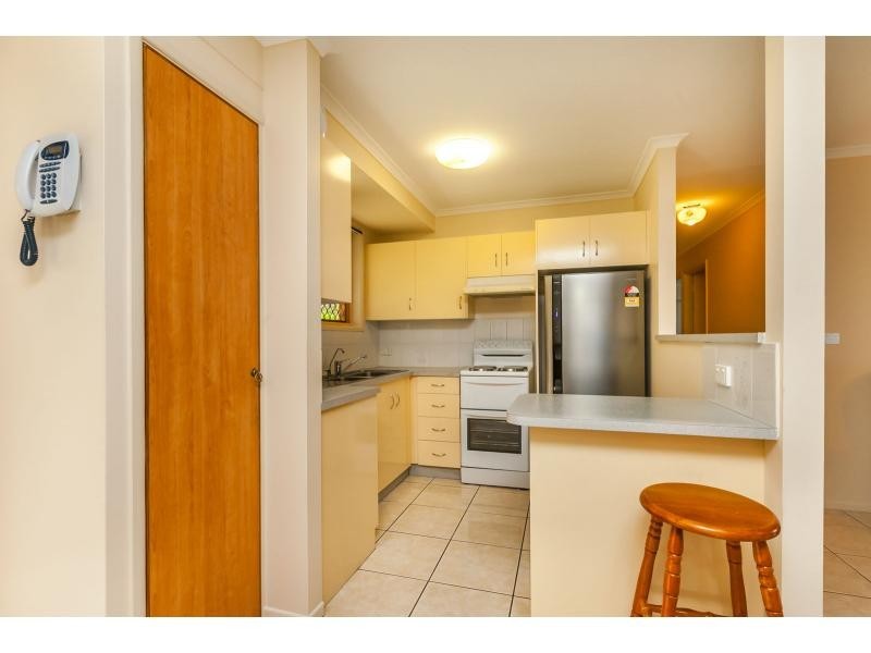 12 Leeds Avenue, Kawana QLD 4701