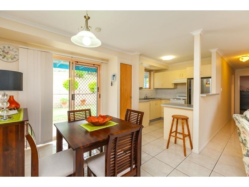 12 Leeds Avenue, Kawana QLD 4701