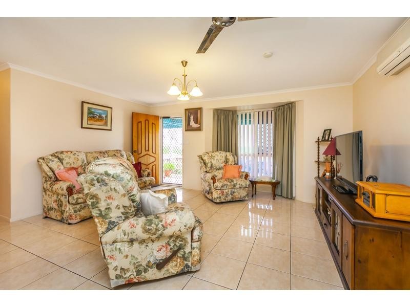 12 Leeds Avenue, Kawana QLD 4701