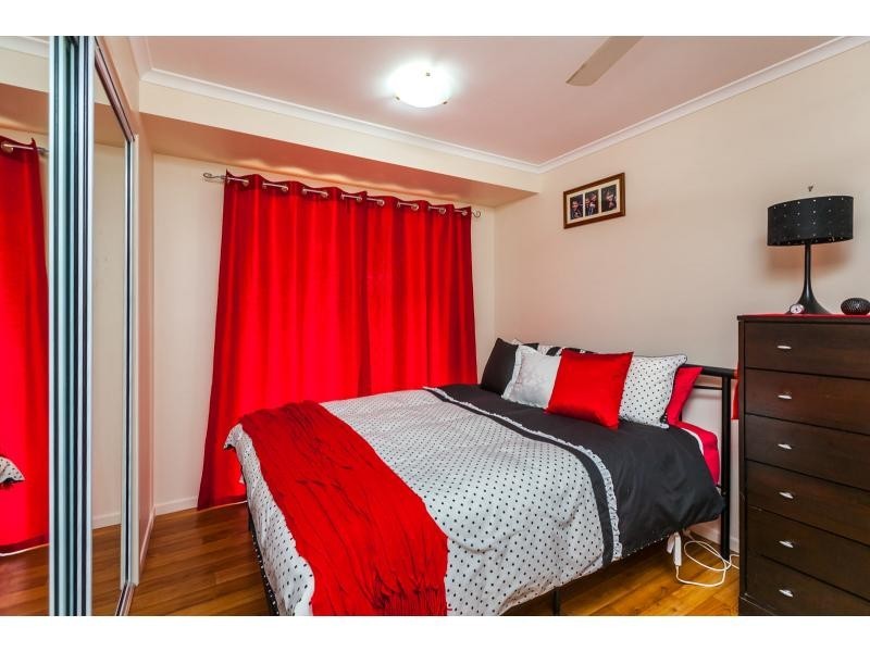 12 Leeds Avenue, Kawana QLD 4701