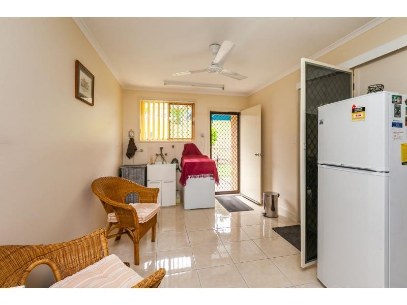 12 Leeds Avenue, Kawana QLD 4701