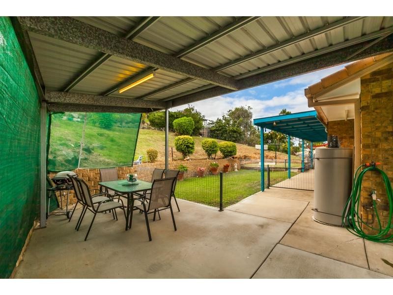 12 Leeds Avenue, Kawana QLD 4701