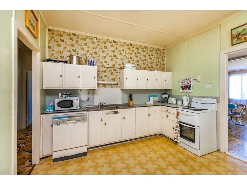 160 Mostyn Street, Berserker QLD 4701