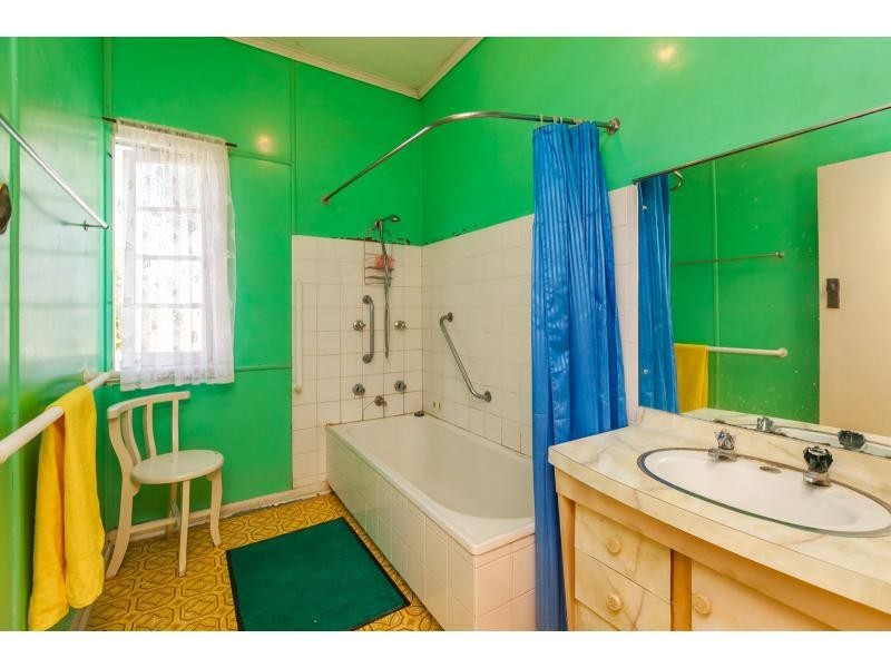 160 Mostyn Street, Berserker QLD 4701