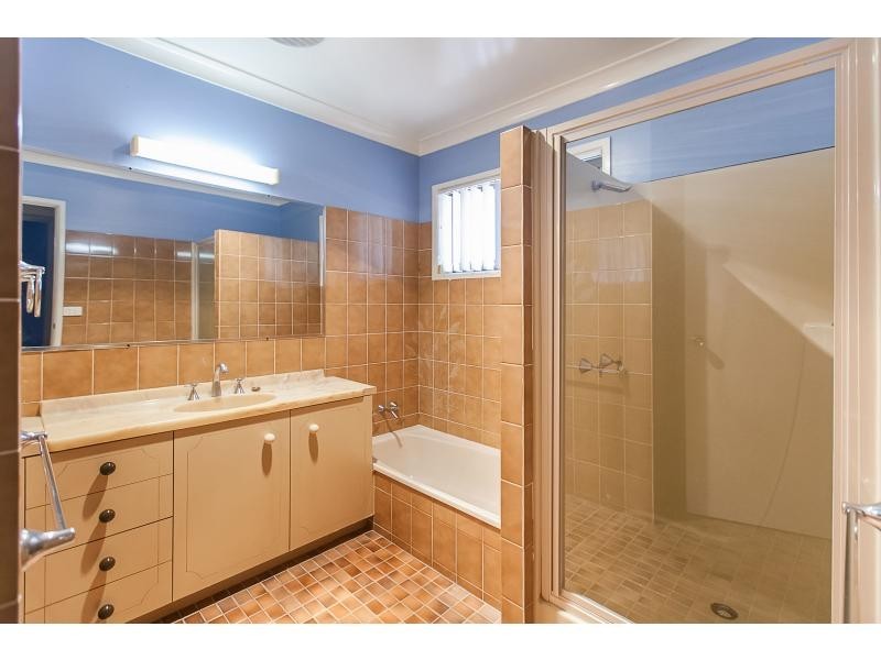 63002 Bruce Highway, Etna Creek QLD 4702