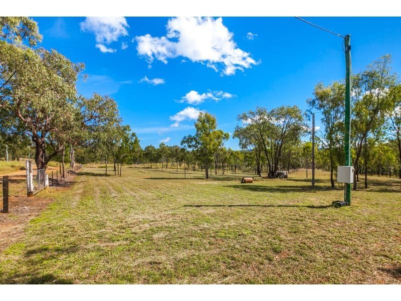 1a Cooks Road, Hamilton Creek QLD 4714