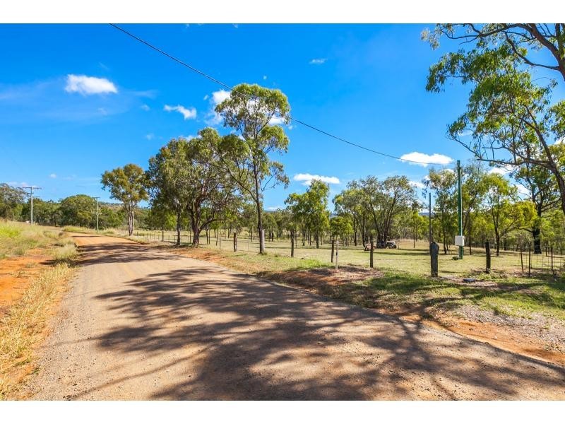 1a Cooks Road, Hamilton Creek QLD 4714