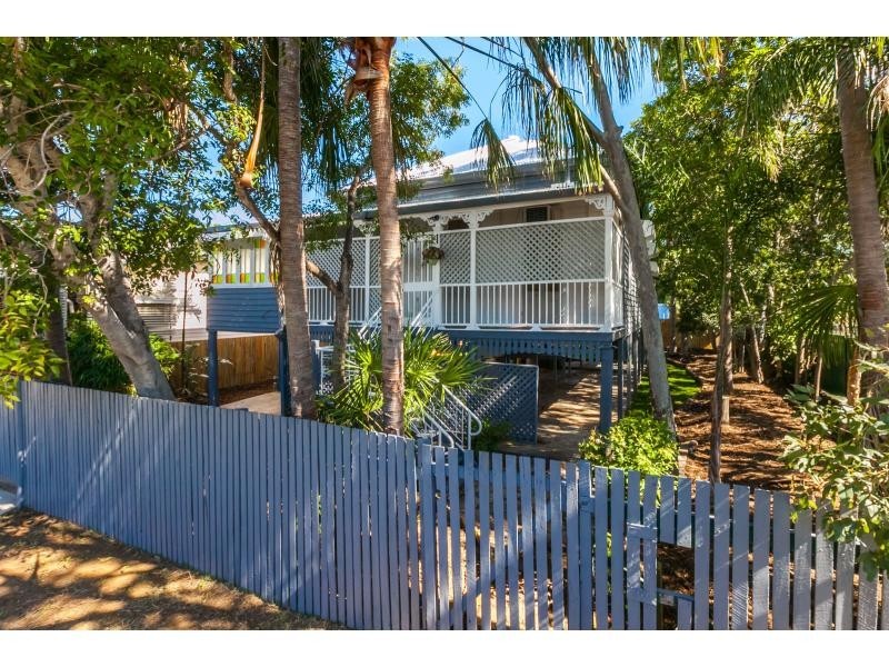 12 Anderson Street, Allenstown QLD 4700
