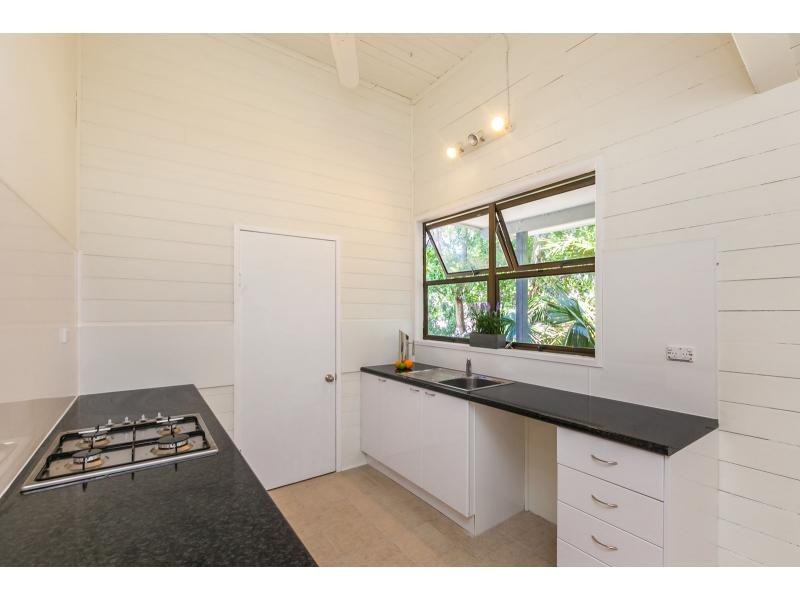 12 Anderson Street, Allenstown QLD 4700