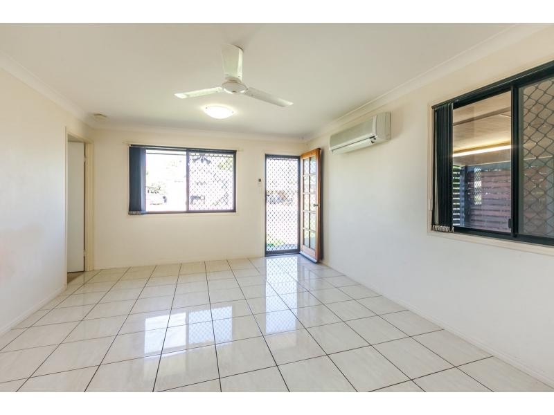 35 Buckle Street, Park Avenue QLD 4701