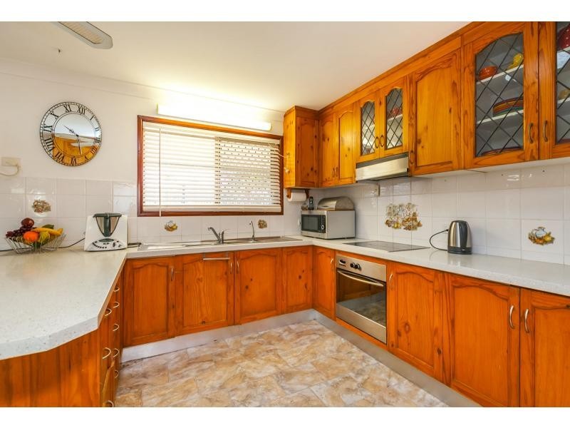 279 Greenlakes Road, Rockyview QLD 4701