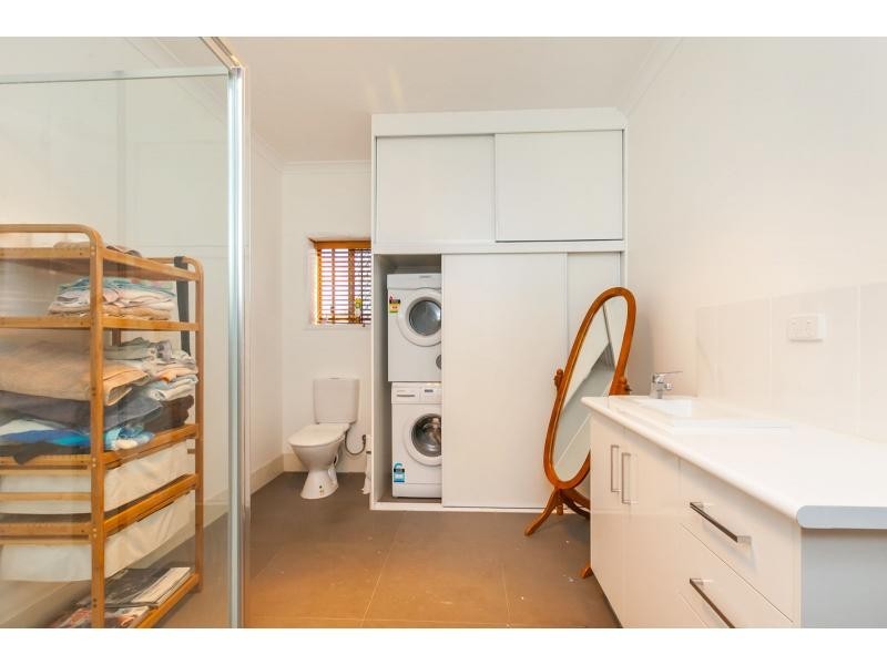 279 Greenlakes Road, Rockyview QLD 4701