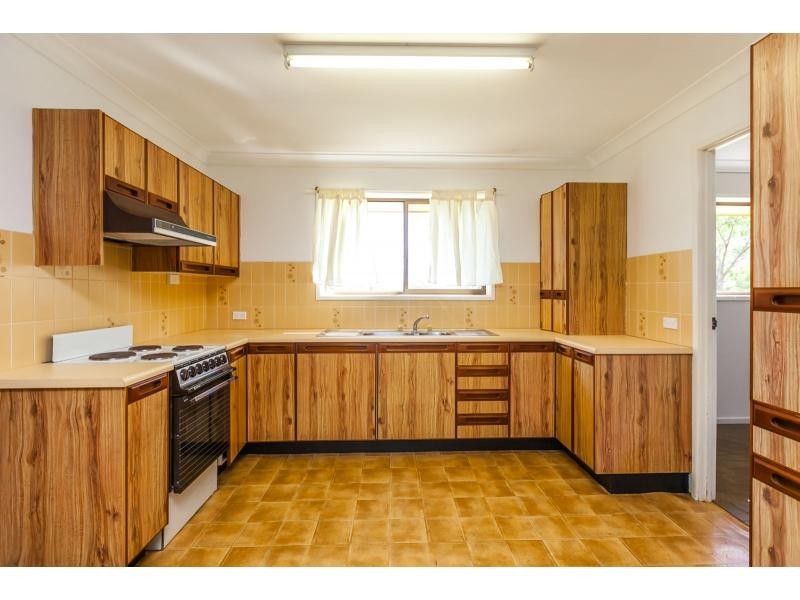 2,66 Alfred Road, Parkhurst QLD 4702
