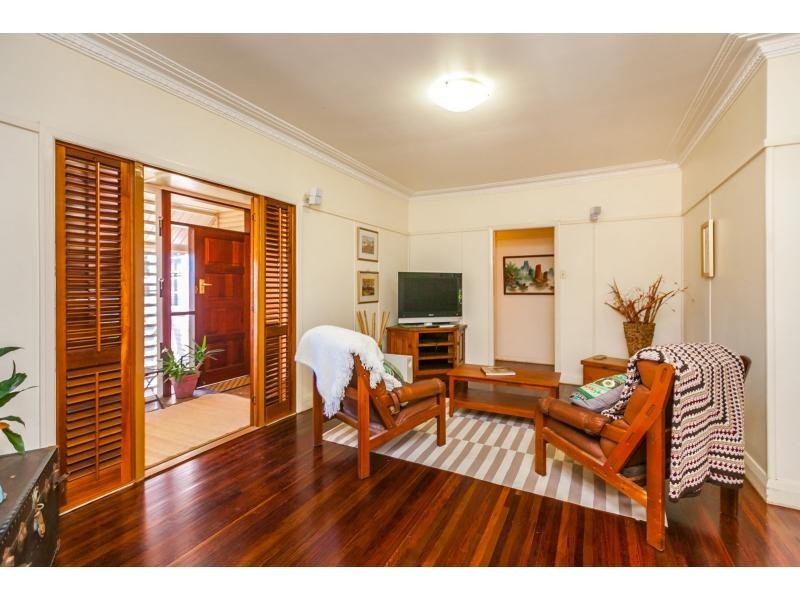 32 Dagmar Street, The Range QLD 4700