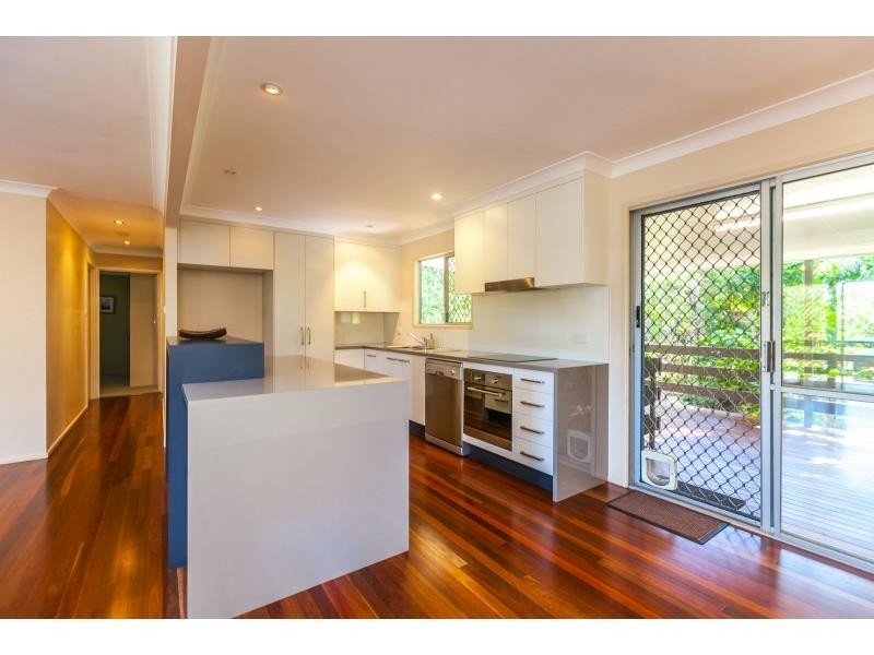 329 Lawrence Avenue, Frenchville QLD 4701