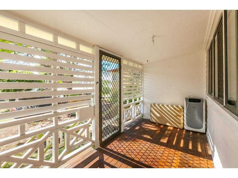 71 West Street, The Range QLD 4700