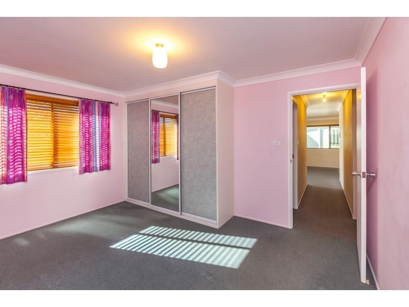 16 Cant Street, Kawana QLD 4701