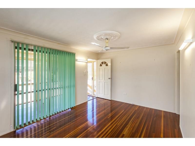 34 Westmoreland Street, Kawana QLD 4701