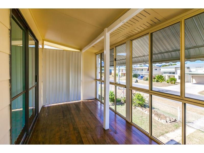 34 Westmoreland Street, Kawana QLD 4701