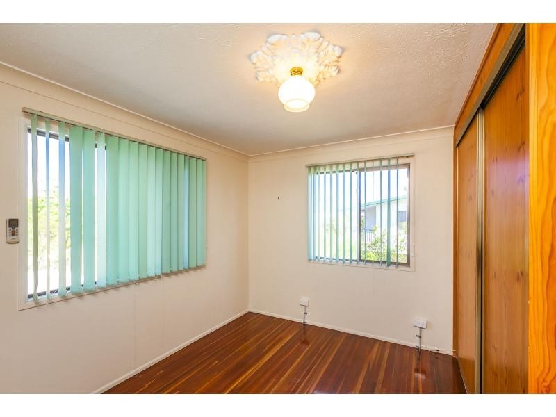 34 Westmoreland Street, Kawana QLD 4701