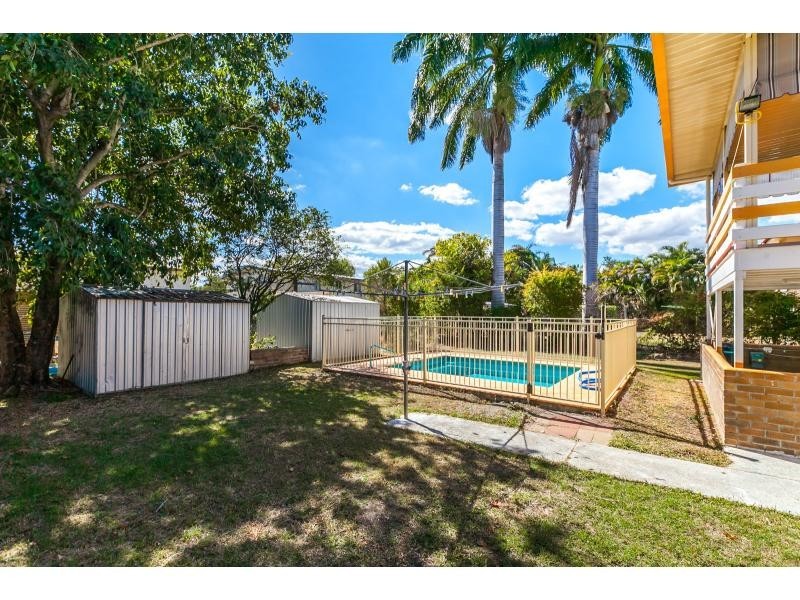 34 Westmoreland Street, Kawana QLD 4701