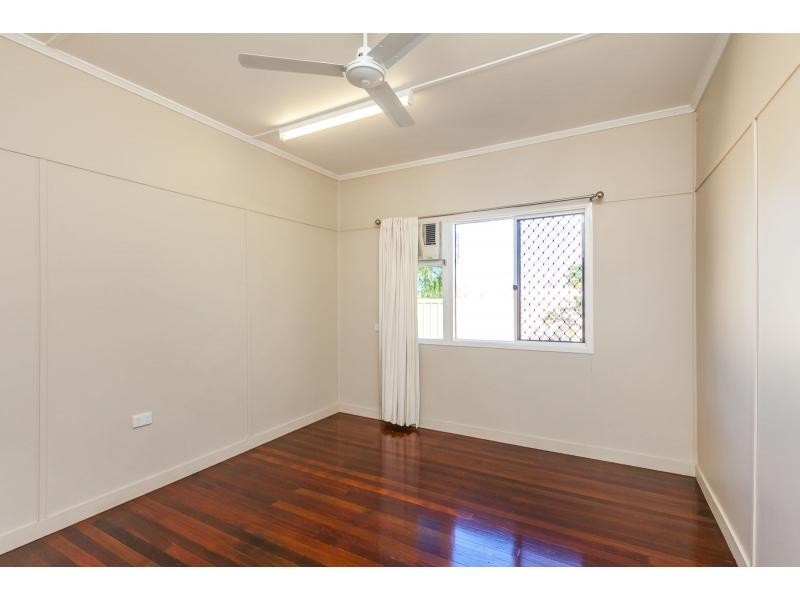 25 Gardener Street, The Range QLD 4700